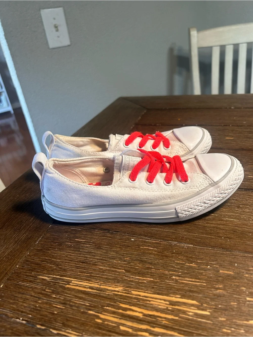 Converse All Star slip ons 2.5